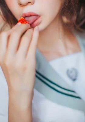 欧美日韩国产综合一区二区_完整版在线观看